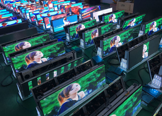 P2.5 Taxi Mobile LED Display For Outdoor Advertising Full Color  Car Top Led Display Most High Definition Taxi Led