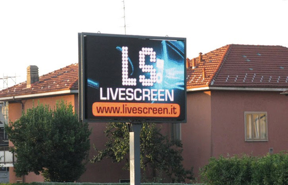 img.alt